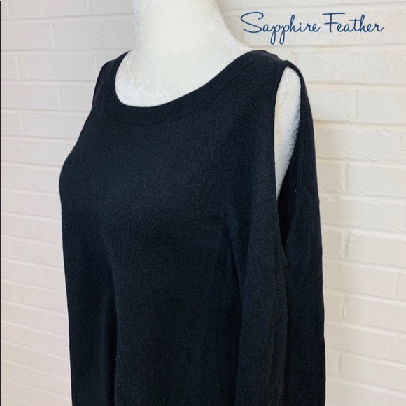 GAP Sweaters - GAP Cold Shoulder Sweater w/Bell Sleeves